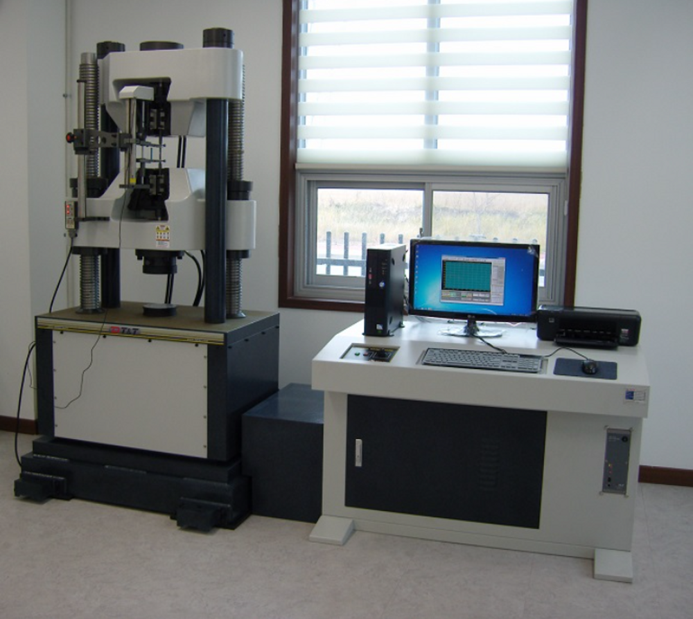 [Daekyung Tech] Hydraulic universal testing machine