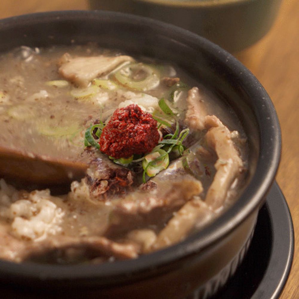 [SH Pacific] Presley Cook Hamgyong Glutinous Rice Sundae Guk Pork Soup ...