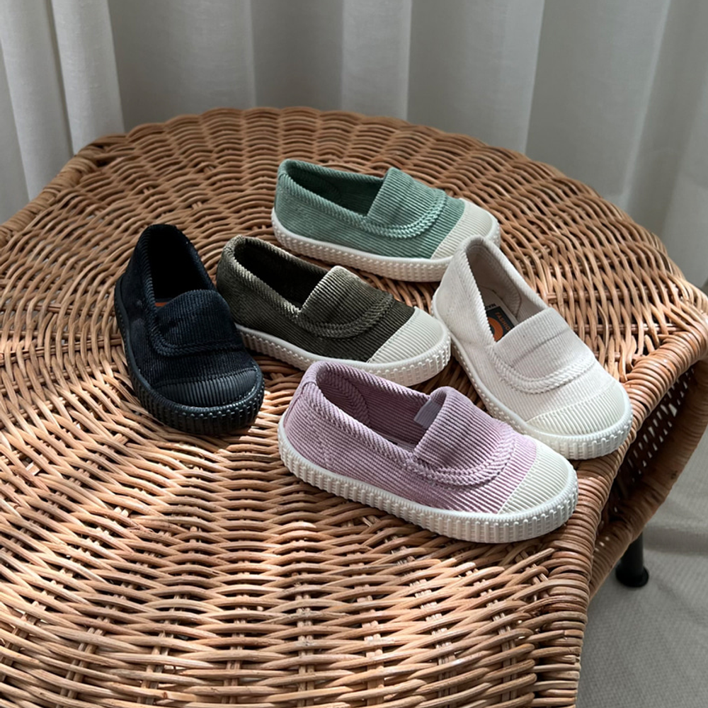[GIRLS GOOB] Toddlers Canvas Corduroy Sneakers Slip-On Comfortable Light Weight Unisex Lazy Loafers Flat for Boys Girls - Made in KOREA