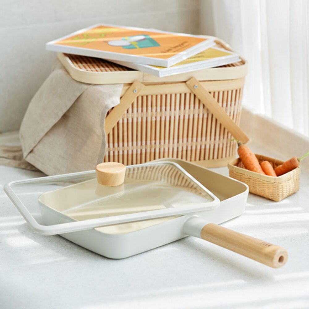 NEOFLAM FIKA 30cm Square Brunch Pan (with Glass Lid)_ A Premium Ceramic Brunch Pan Blending Swedish Aesthetics and Smart Performance _ Made in Korea