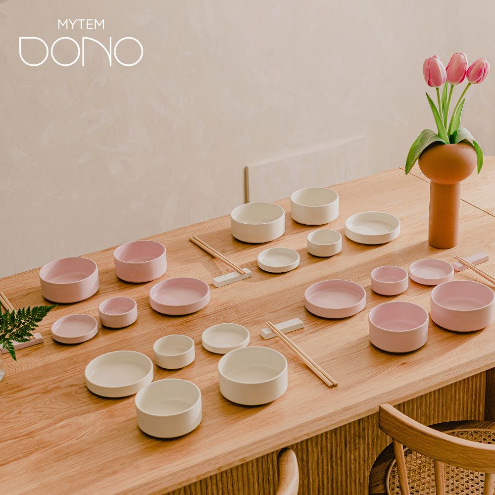 [MYTEM] DONO Stoneware 4-Person Set 28P (Baby Pink) A ceramic set with a soft floral-inspired hue – safe, stylish, and practical tableware.