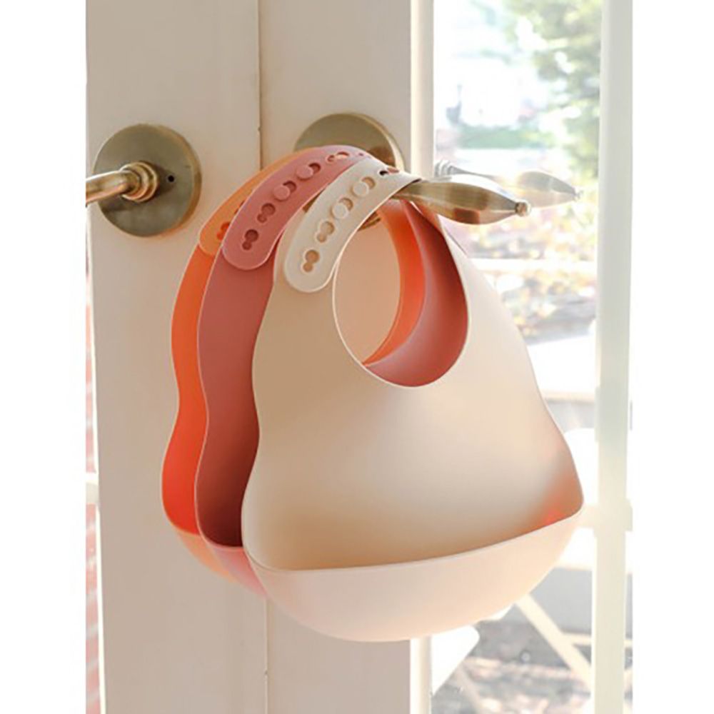   [Agabang] My Favorite Things Silicone Baby Bib – FDA Certified Silicone, Lightweight Comfort, Portable, Easy Maintenance, Kid-Friendly Bib