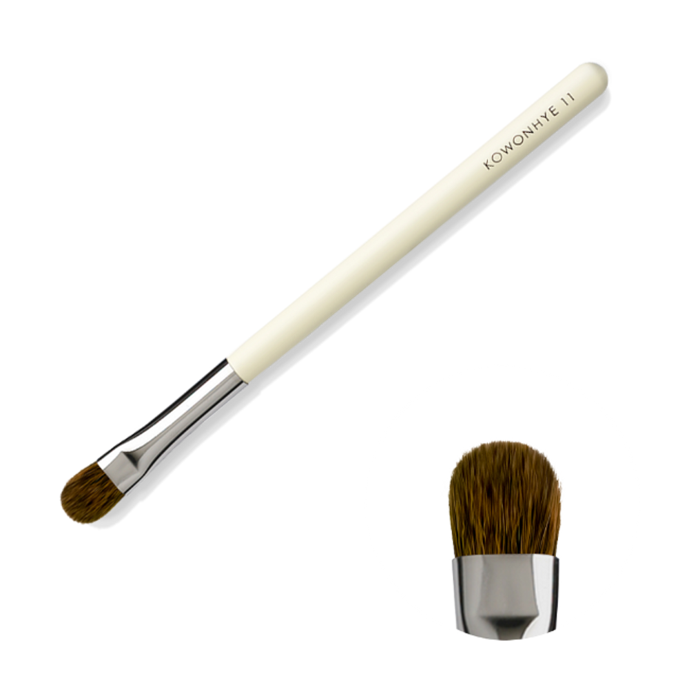  [Mustaev] KOHWONHYE 11 Medium Shadow Brush – A Must-Have for Even Color Payoff and Smooth Blending _Made in Korea