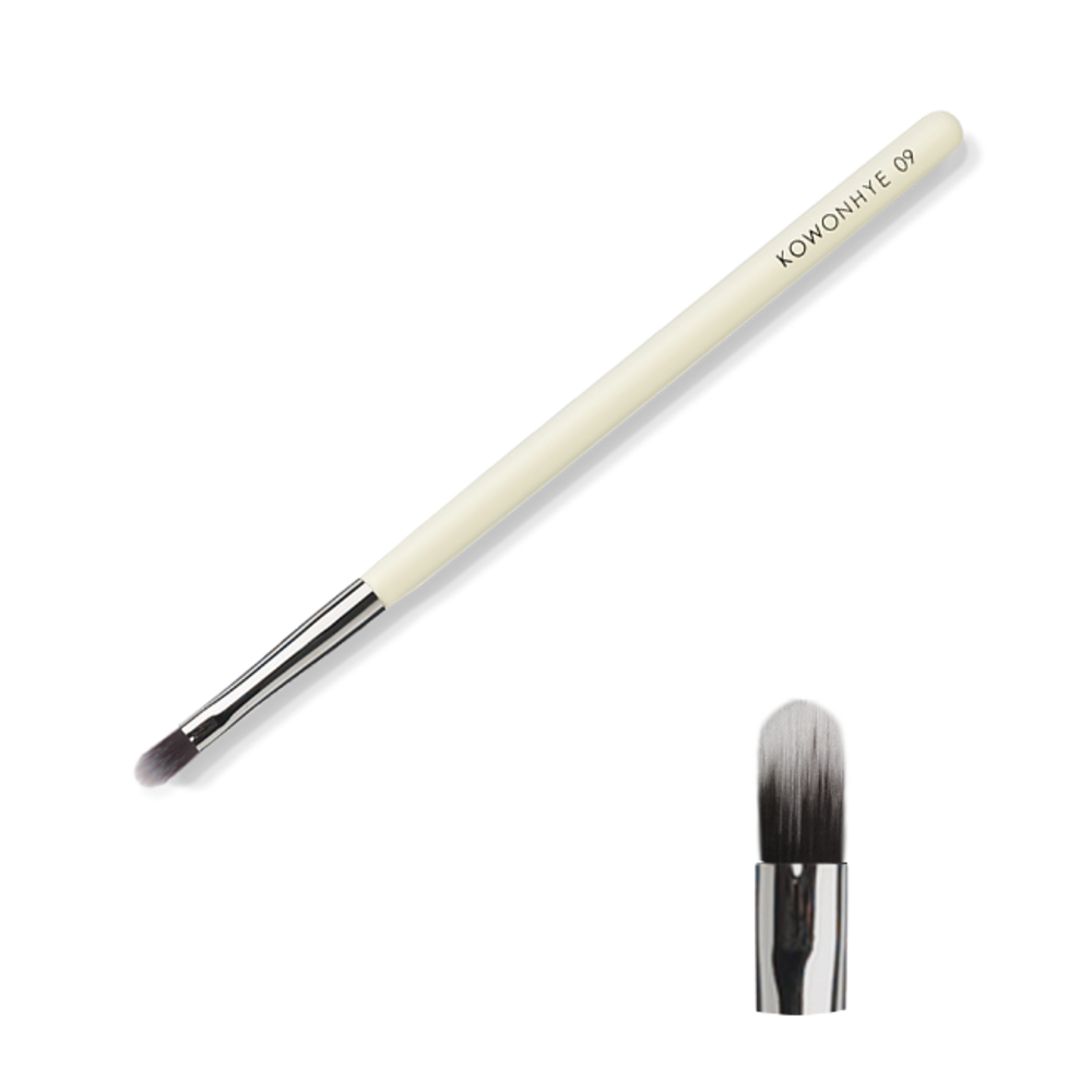  [Mustaev] KOWONHYE 09 Precision Concealer Brush – A Must-Have for Flawless and Precise Coverage _Made in Korea