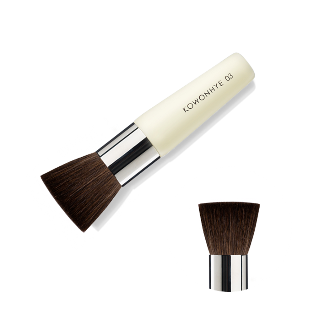 [Mustaev] KOWONHYE 03 Cheek Brush – A Must-Have Blusher Brush for Natural Flush and Even Color Payoff _Made in Korea