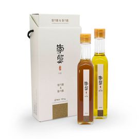 [Lee Woong Foods] 100% Korean sesame oil and raw perilla oil Gift Set 3, (250ml sesame oil, 250ml raw perilla oil) _ Made in Korea