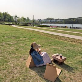 [Box_partner]Picnic box & table chair set _Easy-to-carry camping and picnic tablesets made of cardboard _ Made in Korea
