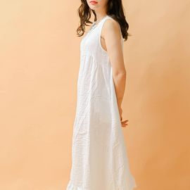 [Natural Garden] MADE N Dart Sleeveless Inner Dress_High quality material, lace round neck, double ground material_ Made in KOREA