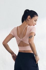 Cielcoco LWT4040 Back Shirring Strap Cropped Top Women Activewear Workout Bra Top Sports Shirt _ Peach Pink _ Made In Korea