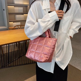[GIRLS GOOB] Women's Glitter Embossed Padded tote bag Shoulder Bag Handbag, China OEM