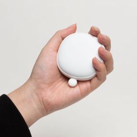 iRiver Portable Rechargeable Hand Warmer 2IN1 IHW-OP2 _White, LED lamp, hand warmer lasting up to 6 hours, 75g ultra light, camping, golf, fishing outdoor activity