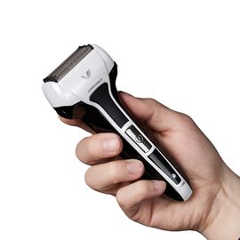 IZUMI Reciprocating shaver IKS-4300, 4 cutting blades, low vibration and noise, waterproof IPX7, dry & wet shaving, 1400mAh lithium-ion battery, Pop-up trimmer