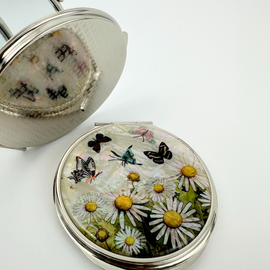 NAMIN Craft Korean Traditional Mother-of-Pearl Double-Sided Compact Mirror (70mm x 75mm), Butterfly and Chrysanthemum – Made in Korea, Authentic Handicraft & Souvenir