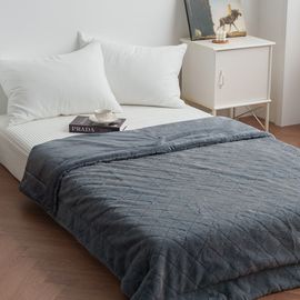 Guy Laroche Mond Dual-Sided 10mm Long-Pile Microfiber Blanket Premium Soft Winter Throw for Bedroom and Living Room