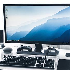 Computer Hardware & Software